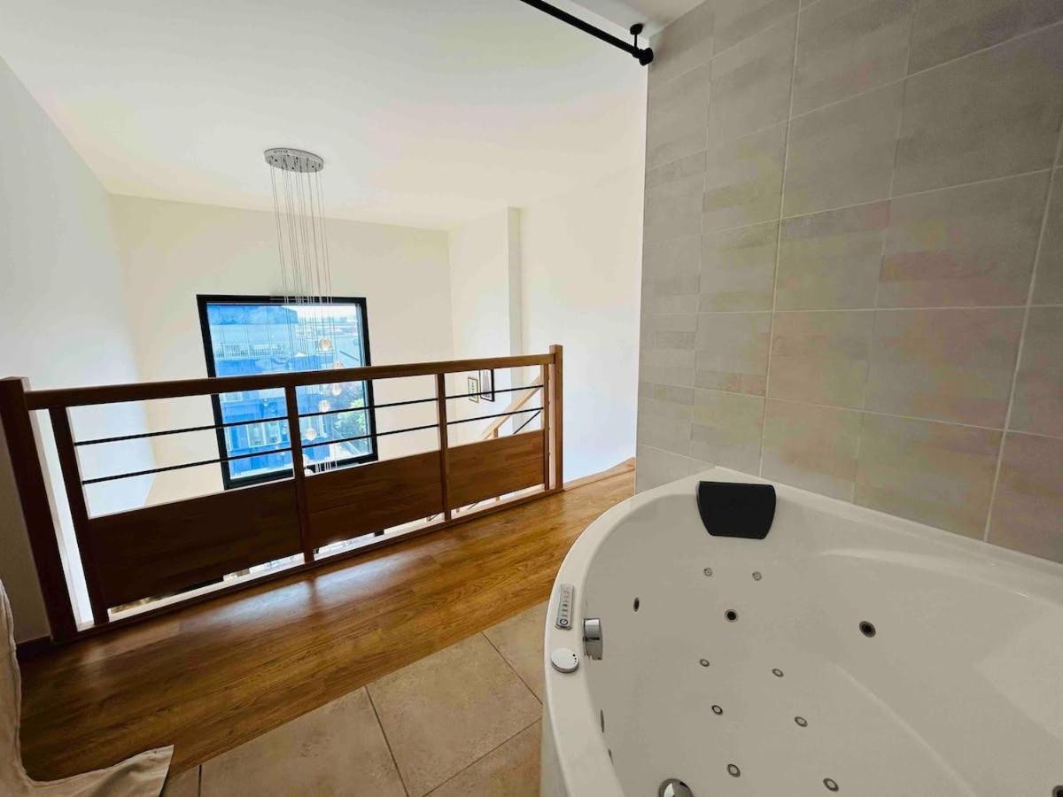 Splendide Le Loft Gare Centre-Ville แร็งส์ ภายนอก รูปภาพ